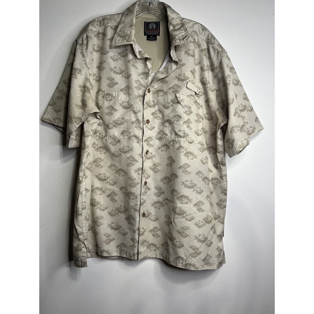 Weatherproof Button up Shirt XL Short Sleeves Tan Fish Print Activewear